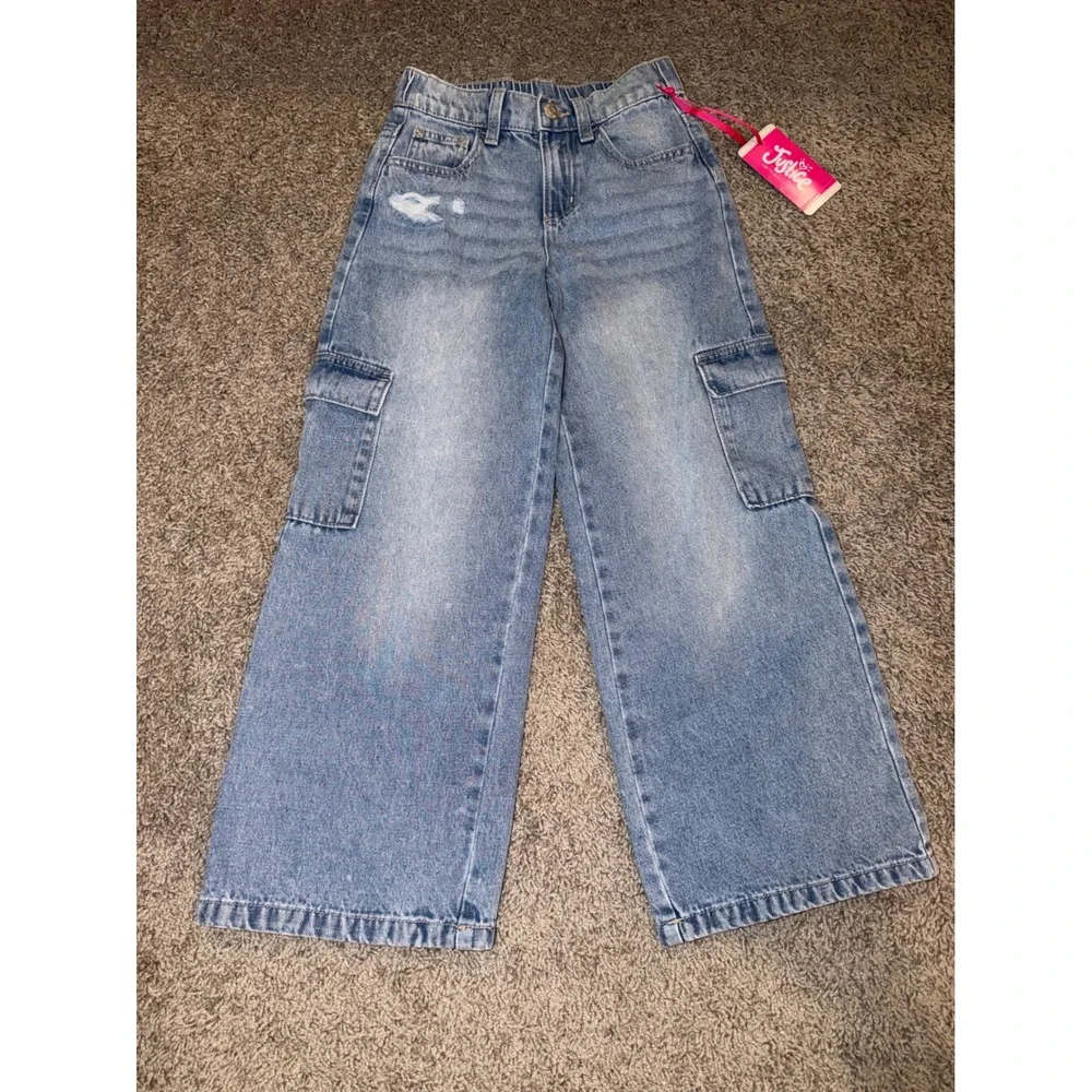 Girl wide leg cargo jeans size 7